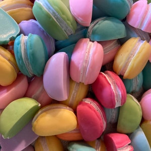 Fake Filled 1/2 Macaron Cabochons