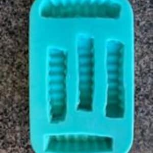 Realistic Crinkle Fry Silicone Mold