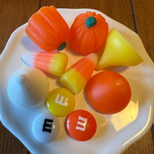 Halloween Mixed Cabochons, Halloween Cabochons, Halloween Decor, Halloween, Cabochons, Fake Halloween Candy, Realistic Halloween Candy
