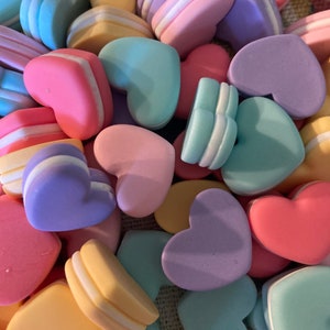 Fake Filled Heart Macaron Cabochon