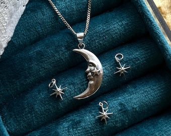 アクセサリー SAINT LAURENT CRESCENT MOON Pendant 🆕️ Auth SAINT LAURENT Paris Gold-Toned CRESCENT MOON