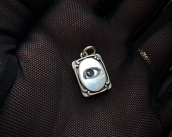 Custom Engraved Eye Necklace, Personalized Lover's Eye Pendant (Pre-order! 3-4 week processing time)