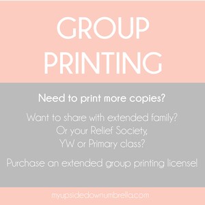K&ouml;nnte beinhalten: Grafik mit den Worten "GROUP PRINTING" in wei&szlig;en Buchstaben auf rosa und grauem Hintergrund. Darunter steht der Text, ob Sie mehr Exemplare drucken m&uuml;ssen und bietet eine erweiterte Gruppen-Drucklizenz an.