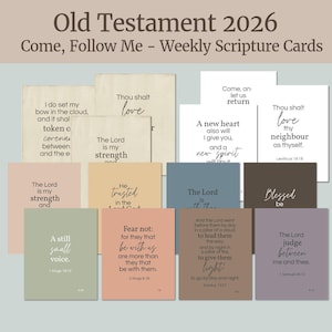 Könnte beinhalten: Eine Sammlung von Bibelverskarten für das Alte Testament 2026, mit dem Titel "Come, Follow Me - Weekly Scripture Cards". Die Karten zeigen Zitate und Phrasen in einem minimalistischen Design mit einer neutralen Farbpalette.