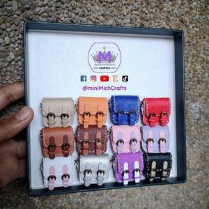 Miniature 3-way messenger bag school bag for Dolls 1/12 scale, Doll Bag, Doll Accessories, Miniature bag for Doll Collectors