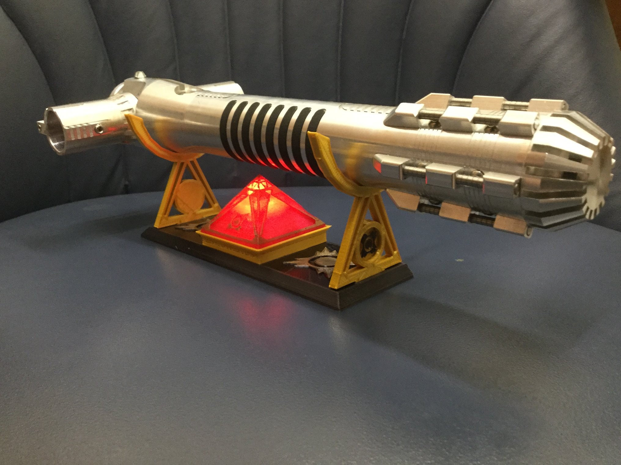 Sith Star LED Lightsaber Display Stand - Etsy