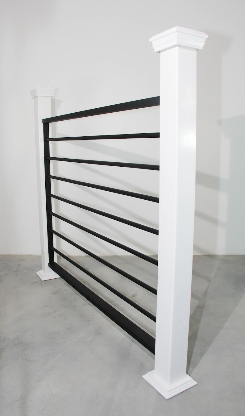 Single Bottom Railing Horizontal Bar Railing, 2