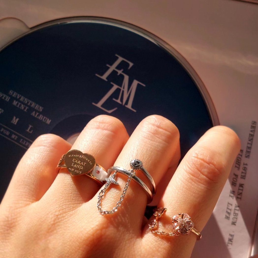Seventeen's Face the Sun Ring, Seventeen Carat, Svt Jewelry