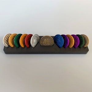 4 Row Wood AA Medallion Coin Display Holds 16 Chips 6 x 3.5 Wooden Chip  Holder