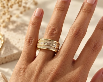 Diamond Oura Ring Jacket, Stacking Ring Sleeve Compatible with Oura Ring Gen4/5, Sparkly Diamond Oura Ring Protector Band