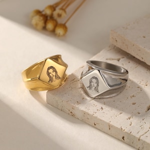 Custom Memorial Photo Ring,Her Engraved Photo Ring,Promise Ring Custom Image for Couple,Personalized Portrait Ring