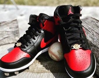 custom 'molded baseball cleats