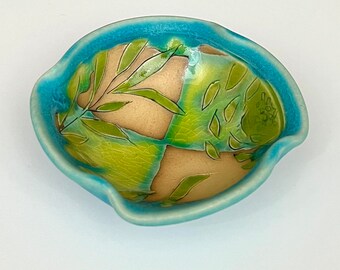 Small Cache Bowl in Turquoise and Chartreuse - lovely gift item!