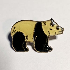 Vintage PANDA BEAR Pin Badge from Taiwan