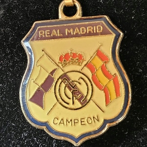 Vintage Real Madrid Keychain Key Ring Football Fans Gift Soccer