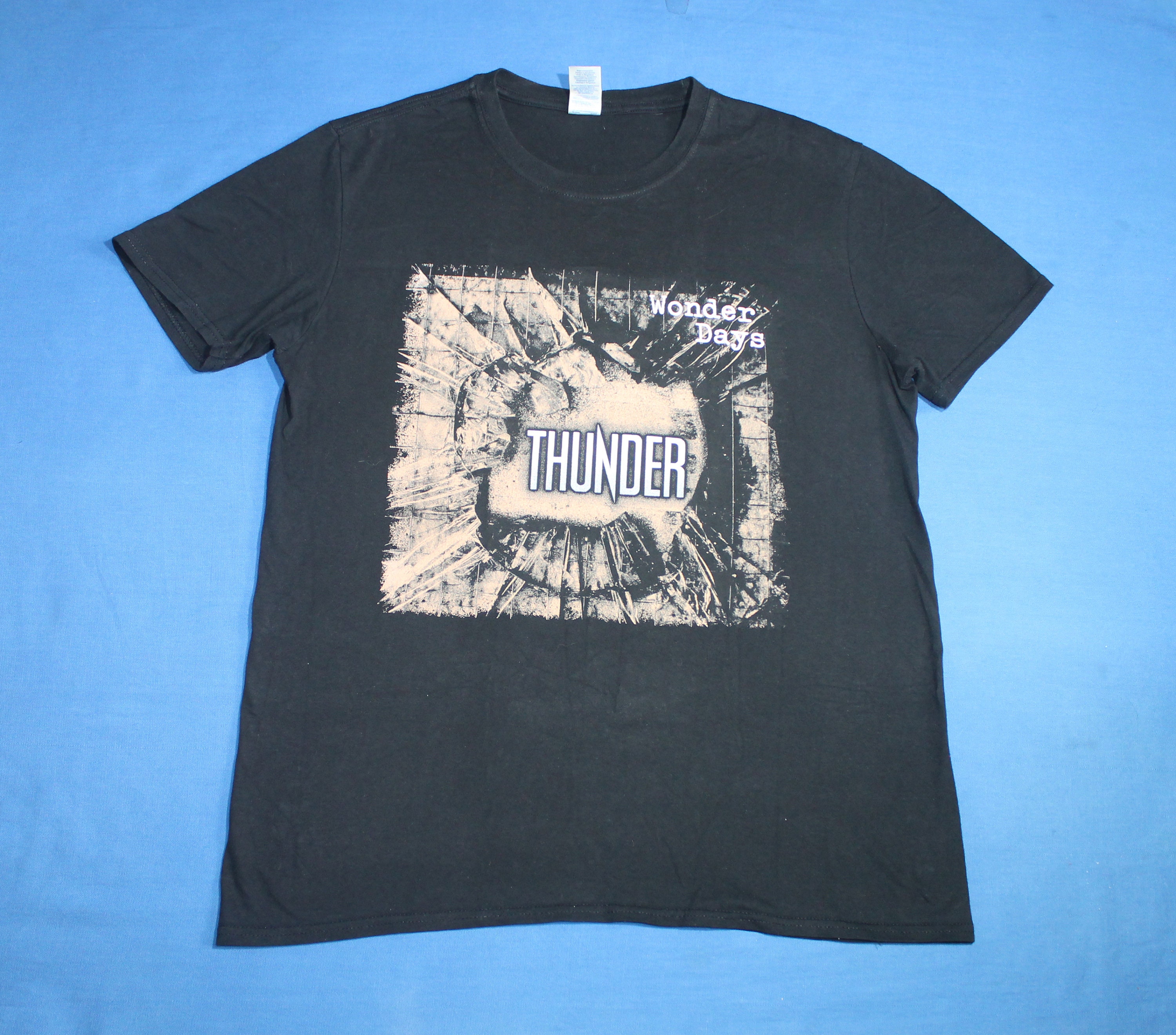 Thunder Shirt Wonder Days Shirt Uk Tour Shirt England Melodic Etsy Thunder Shirt Wonder Days Shirt Uk Tour Shirt England Melodic Etsy