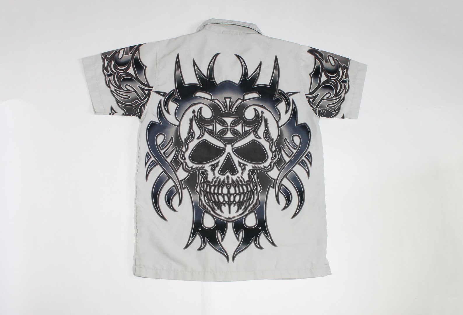 Skull button up shirt Men's size S Etsy