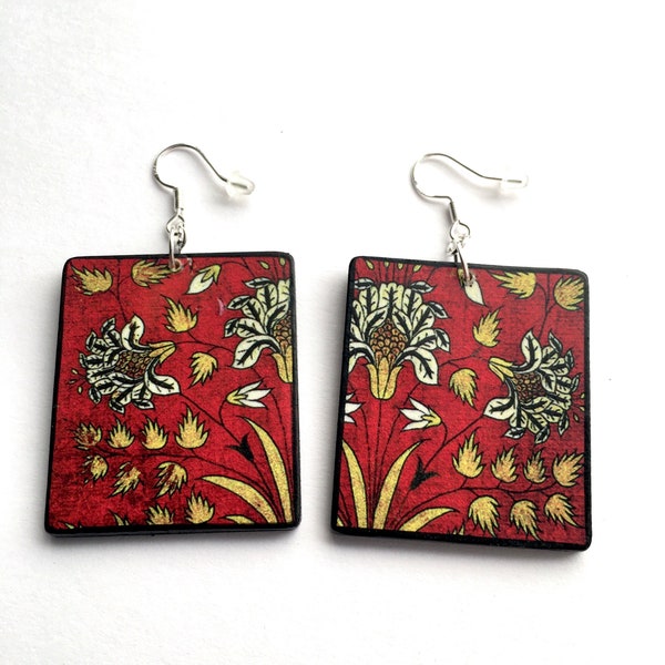 Artsy earrings. Red and white flowers jewellery.