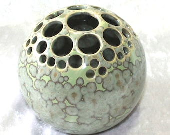 Plug-in vase green effect glaze small