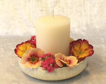 Flower ring with candle holder available in different glaze colors