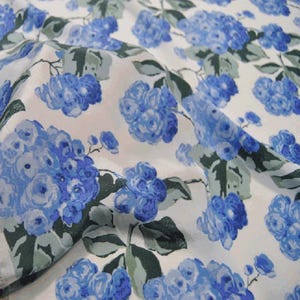 By The Yard/Meter,Floral Print White Silk Crepe de Chine Fabric Width 44 inch
