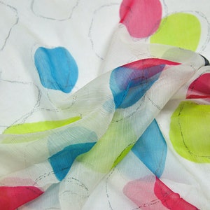 Color Big polka dot Print Silk Georgette White Fabric Width 55 inch