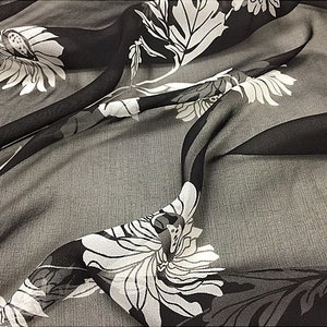 Floral Print Black Silk Georgette Fabric， Width 43 inch，By The Meter\Yard Silk Fabric