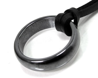 Collana in pelle da uomo e da donna, collana con ciondolo ad anello in ematite con pietre preziose, collana regolabile, collana da surfista, collana boho, collana della salute
