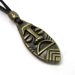 Mann Anhänger Leder Halskette,Bronze Maske Halskette,Mann Frau Leder Halskette verstellbar,Surfer Halskette,Boho Halskette,Tribal Halskette