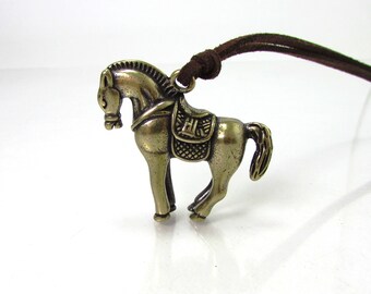 Collana in pelle da uomo e donna, collana con ciondolo a forma di cavallo, collana unisex regolabile, collana da surfista, collana con ciondolo in bronzo, ciondolo a forma di animale