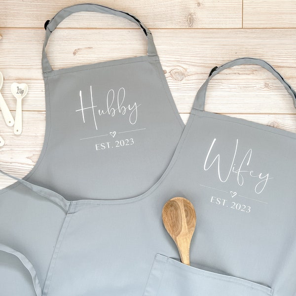 Set of 2 Hubby and Wifey Personalised Adult Aprons With or Without Pocket, Any Name or Wording. Choice of Colours. Wedding Gift, Mr and Mrs