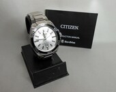 Men 39 s Citizen Eco Drive Wristwatch with Manual B8143