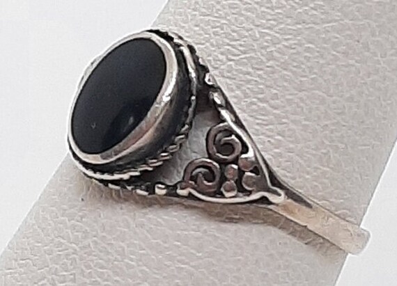 Sterling Silver Onyx Ring Womans Onyx Oval Onyx View 5