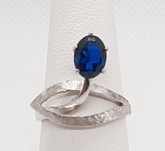 Ladies 10K White Gold Blue Topaz Ring - image 4