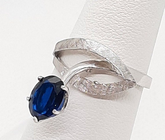 Ladies 10K White Gold Blue Topaz Ring - image 7