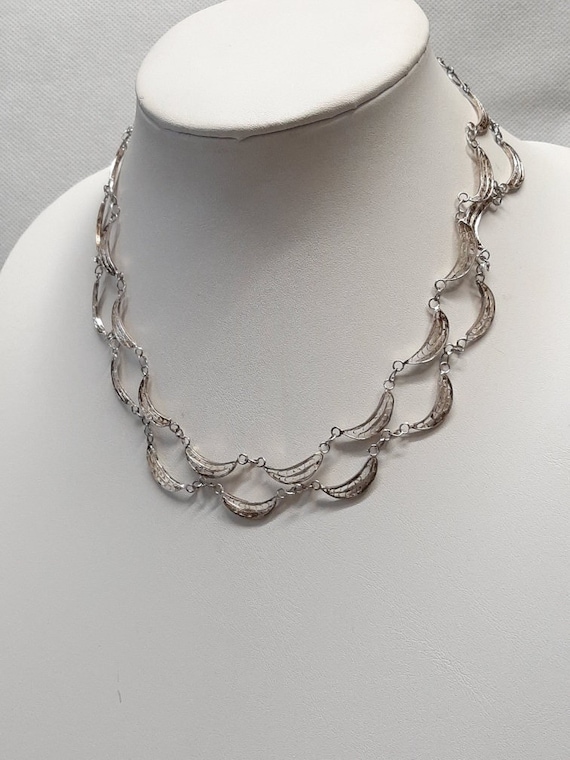 BEAUTIFUL Sterling Silver Necklace