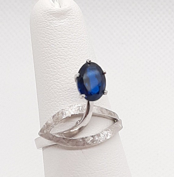 Ladies 10K White Gold Blue Topaz Ring - image 3