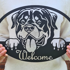Rottweiler Welcome Sign: Black Iron Metal Wall Art