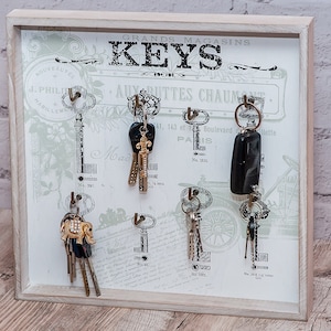 Key hanger, Key holder, Wall mount key hanger, Wooden keyholder, Wedding gift, Home decor, Housewarming gift.