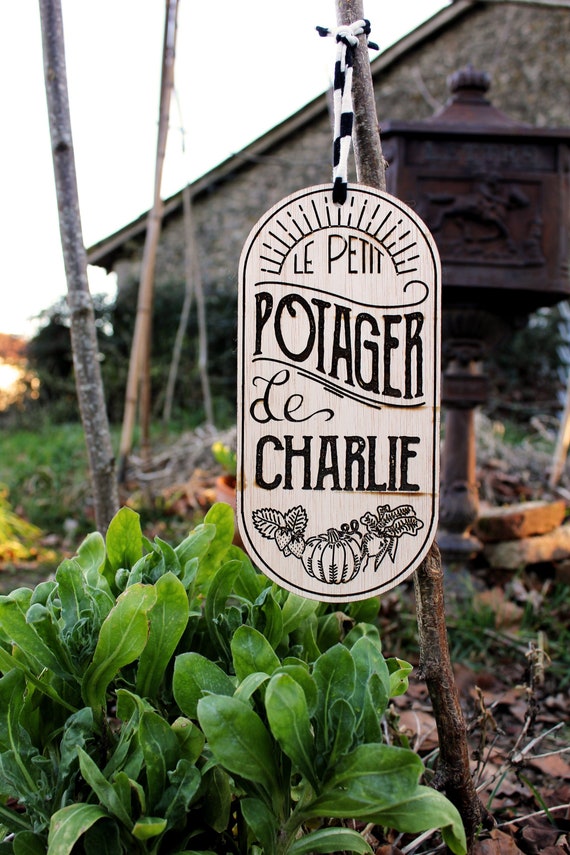 Pancarte personnalisée pour le potager vintage en bois gravé / déco de  potager / décoration de jardin / cadeau de jardin -  France