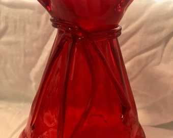 Red/Amberina Hand Blown Bubble Glass Bowtie Vase