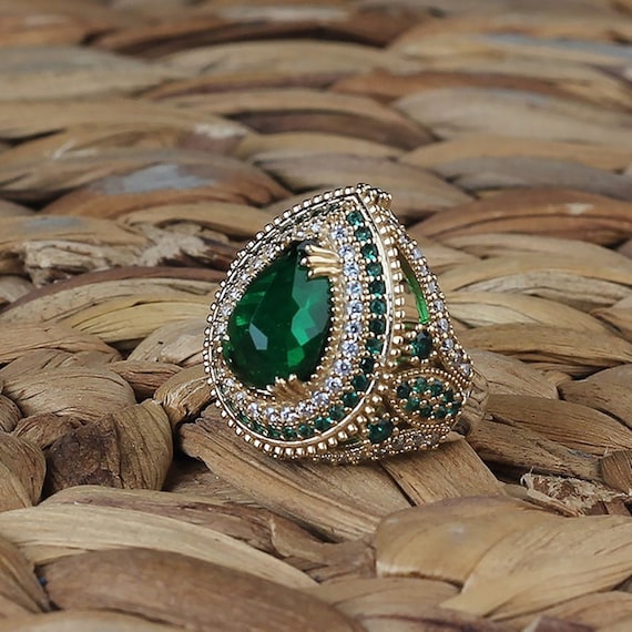 Amazon.com: egztika Turkish Style Jewelry Vintage Rings Unique Ancient Gold  Color Crystal Big Oval Ring for Women Gift (Green,Size 7) : Clothing, Shoes  & Jewelry