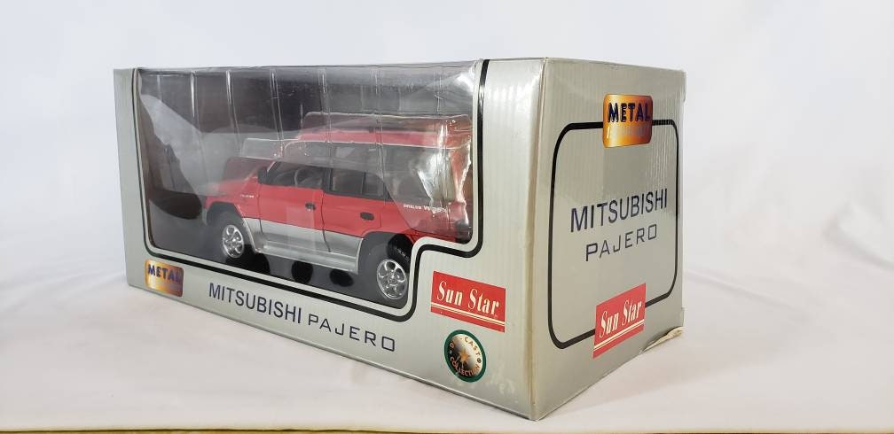 1998 Mitsubishi Pajero Diecast 1:18 - Etsy