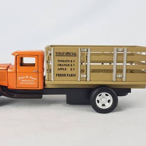 1934 Ford Diecast 1:43 Pull Back Truck