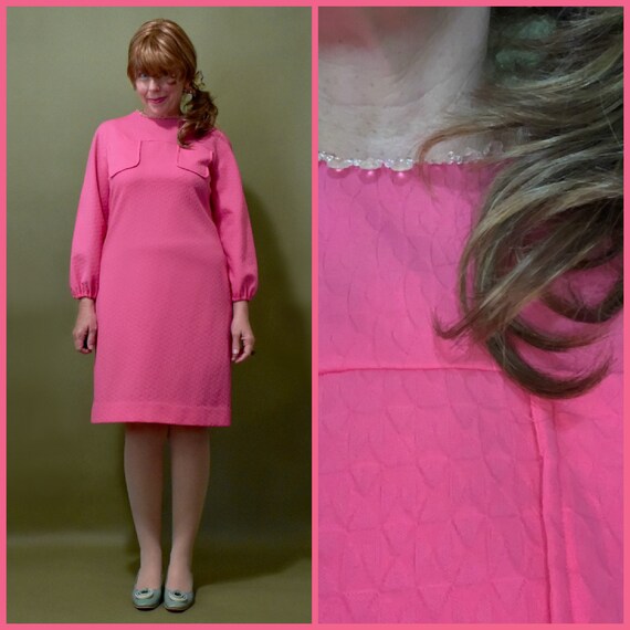 Super Cute Yummy Pink 1960s Beaded Mod Style Day … - image 3