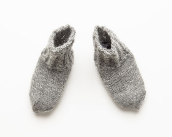 Laced socks for infants, medium grey toddler socks, vintage design leg warmers for toddlers, laced unisex socks for baby girl or baby boy