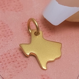 Gold Plate Lone Star State Charm, Texas State Charm, Jewelry Supplies, GA1206