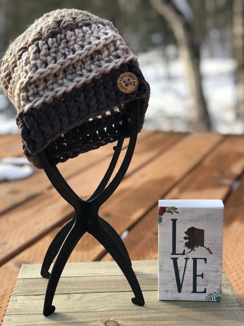 Crochet beanie with wooden button