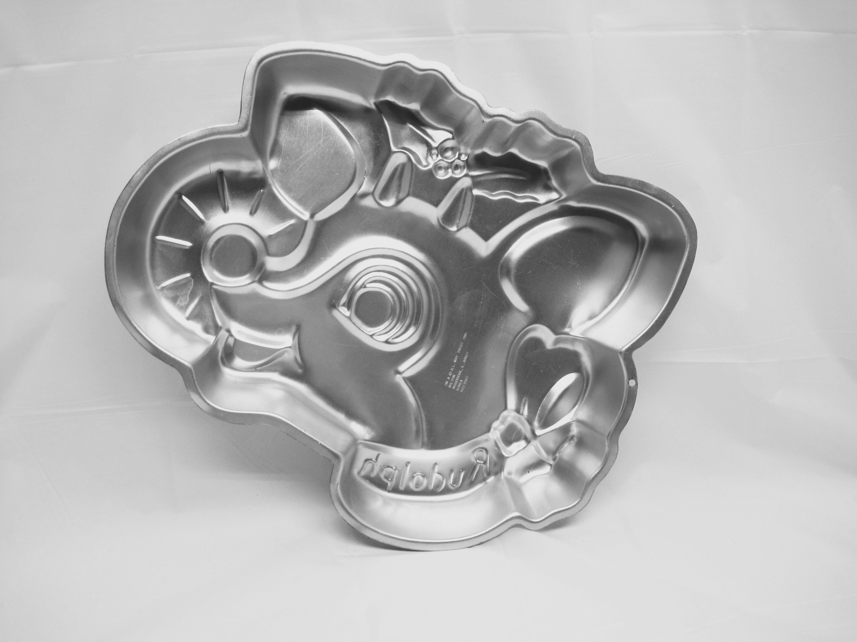 Wilton Rudolph the Red Nosed Reindeer Cake Pan 5023347 Etsy