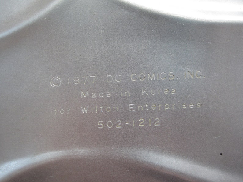 Vintage Wilton Super Hero Cake Pan # 502-1212
